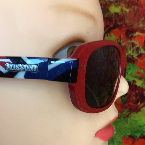 Missoni DESIGNER SUNGLASSES RED FACE FRAMING - Picture 4 of 8
